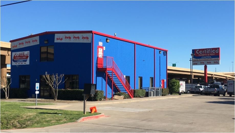 Primary Photo Of 11227 N Stemmons Fwy, Dallas Office Residential For Sale