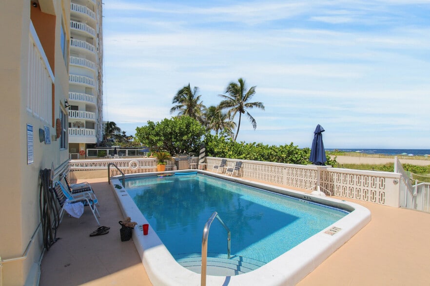 More Photos Of 3401 NE 10th St, Pompano Beach Hotel For Sale