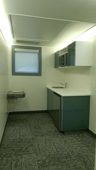 More Photos Of 26022 Budde Rd, The Woodlands Loft Creative Space For Lease