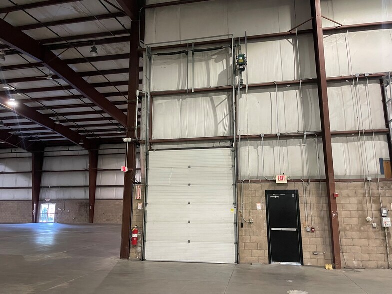 More Photos Of 3820 Hempland Rd, Mountville Warehouse For Lease