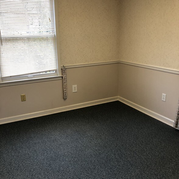 More Photos Of 2175 Highpoint Rd, Snellville Coworking Space