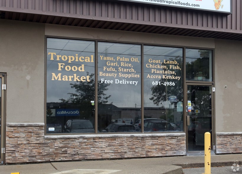 More Photos Of 317 Adelaide St S, London Storefront For Lease