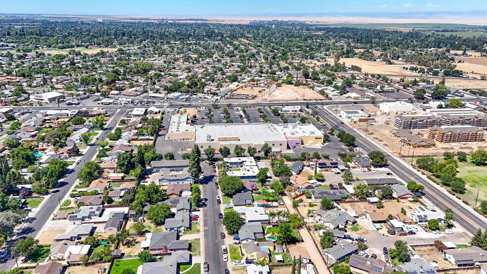 More Photos Of 125 N Parsons Ave, Merced Land For Sale