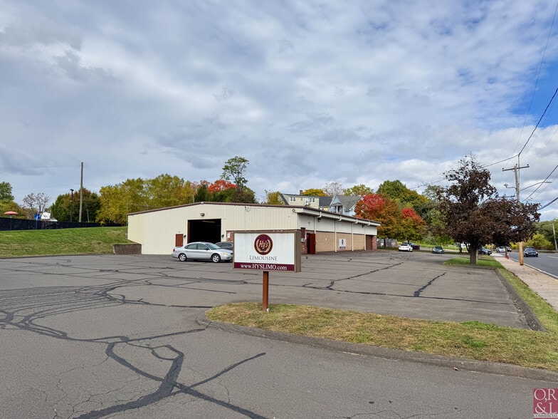 More Photos Of 980 Stanley St, New Britain Warehouse For Sale