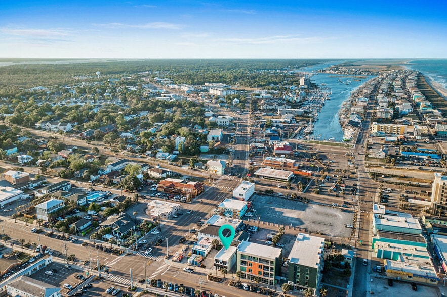 More Photos Of 112 Cape Fear Blvd, Carolina Beach Freestanding For Sale
