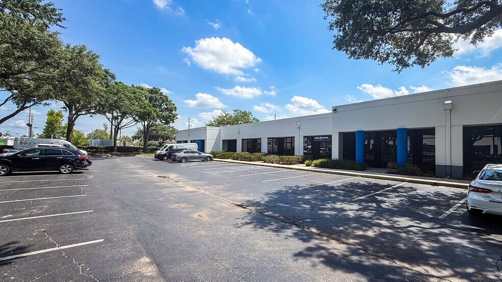 More Photos Of 5776 Hoffner Ave, Orlando Unknown For Lease