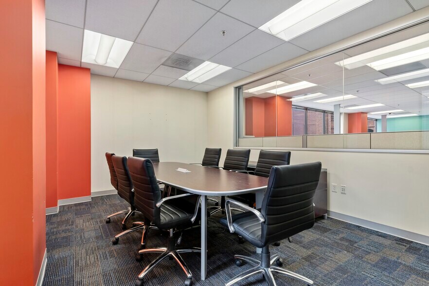 More Photos Of 47 W 200 S, Salt Lake City Office For Lease