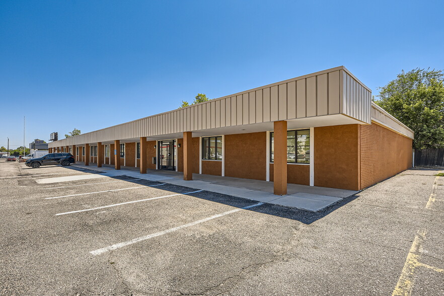 Primary Photo Of 2345 S Federal Blvd, Denver Medical For Sale