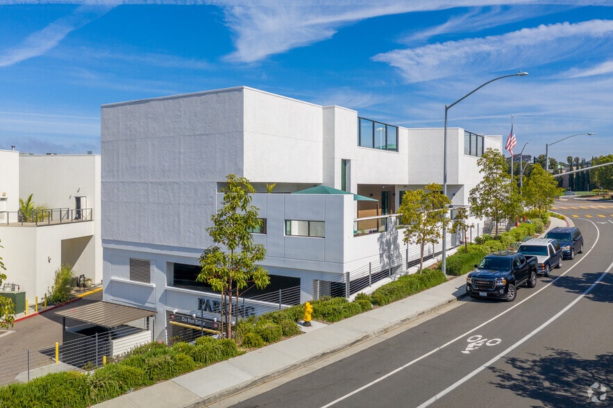 More Photos Of 3433-3545 Del Mar Heights Rd, San Diego Unknown For Lease