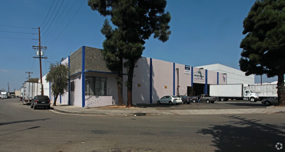 Primary Photo Of 1825 Sacramento St, Los Angeles Warehouse For Lease