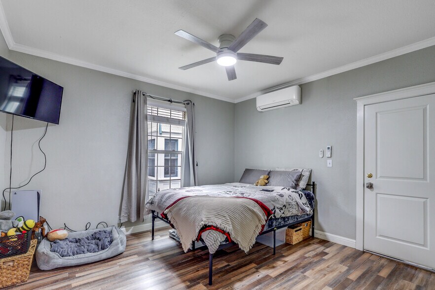 More Photos Of 517 13th St, Sacramento Multifamily For Sale