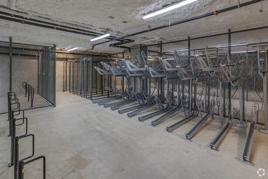 More Photos Of 1888 Scotia St, Vancouver Apartments For Lease