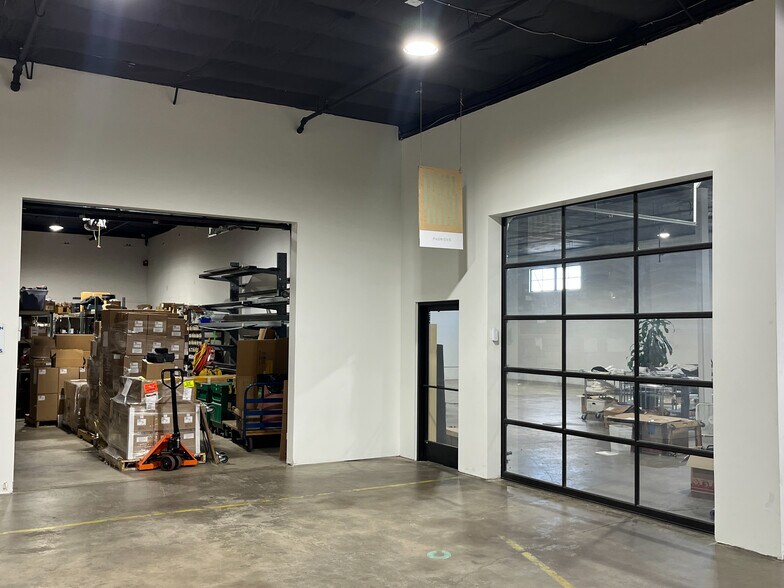 More Photos Of 3801 Race St, Denver Showroom For Lease