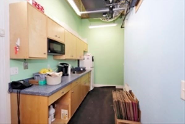 More Photos Of 246 E Main St, Fall River Drugstore For Sale