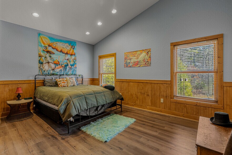 More Photos Of 3093 US Highway 64 E, Sapphire General Retail For Sale