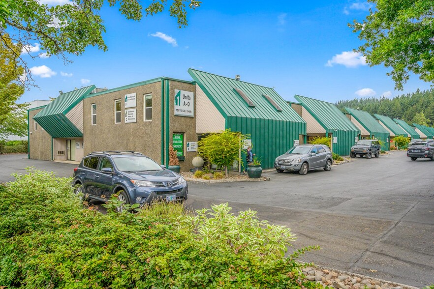 More Photos Of 15635-15850 SE 114th Ave, Clackamas Unknown For Lease