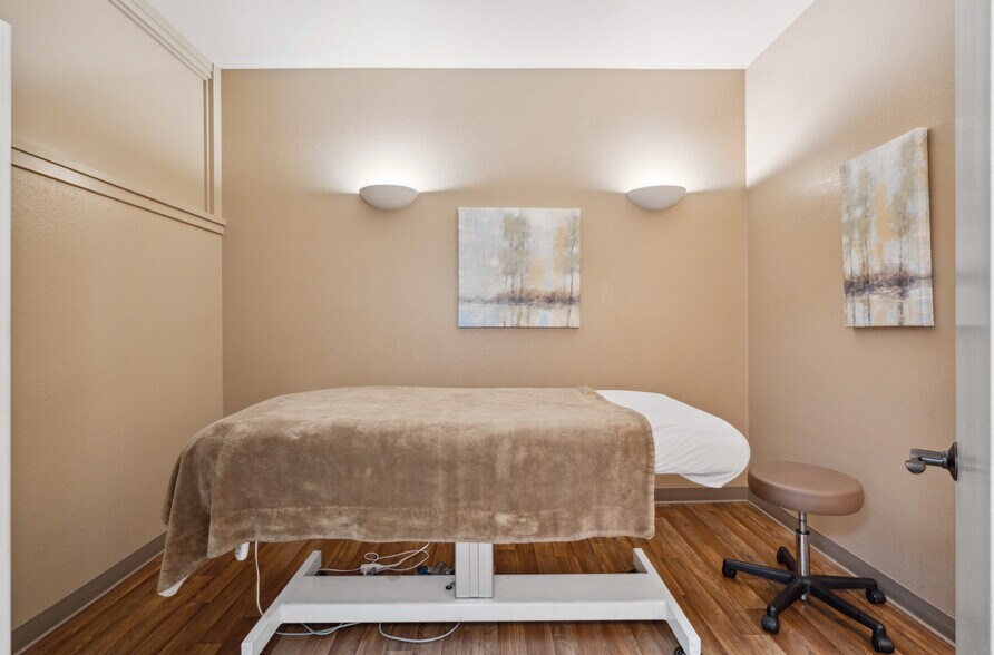 More Photos Of 200 Packet Landing Rd, Alameda Health Club For Sale