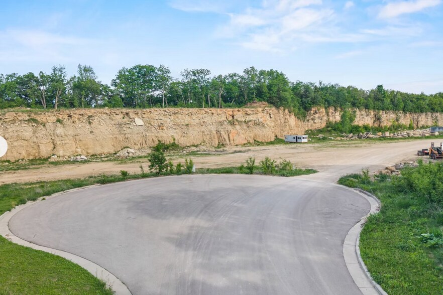 More Photos Of 1750 Rocky Bluff Ct, Cross Plains Land For Sale