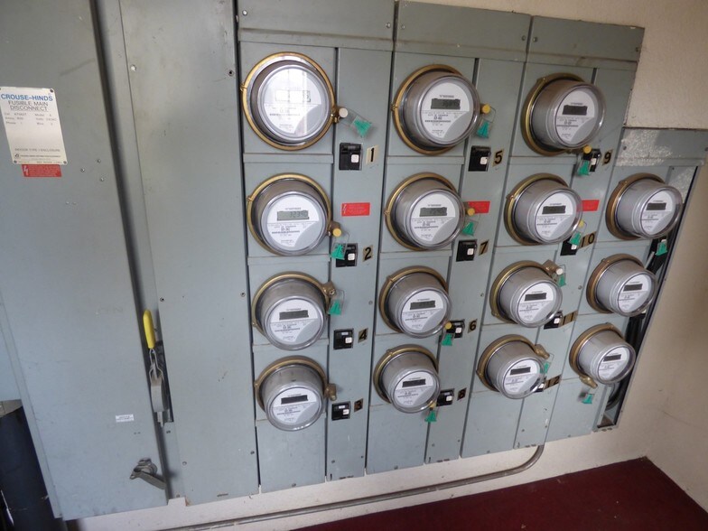 More Photos Of 839 N Summit Ave, Pasadena Apartments For Sale