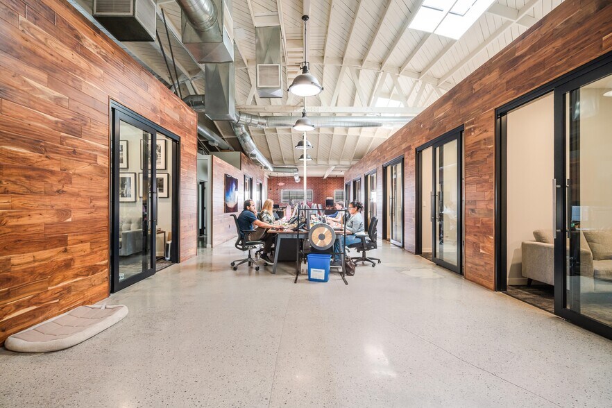 More Photos Of 11162 La Grange Ave, West Los Angeles Office For Sale