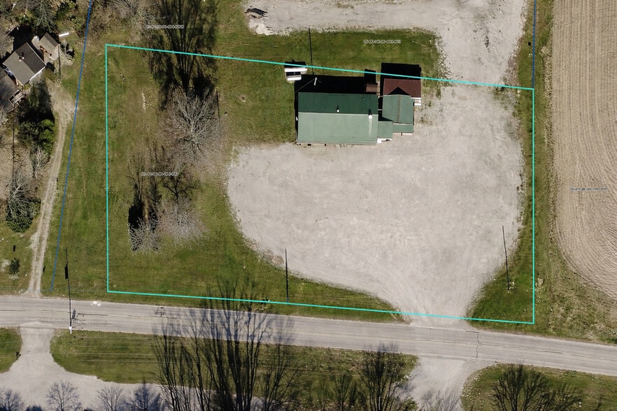 More Photos Of 11489 E Clarksville Rd, Marshall Restaurant For Sale