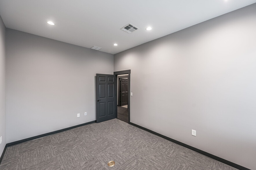 More Photos Of 190D Saundersville Rd, Hendersonville Office For Lease