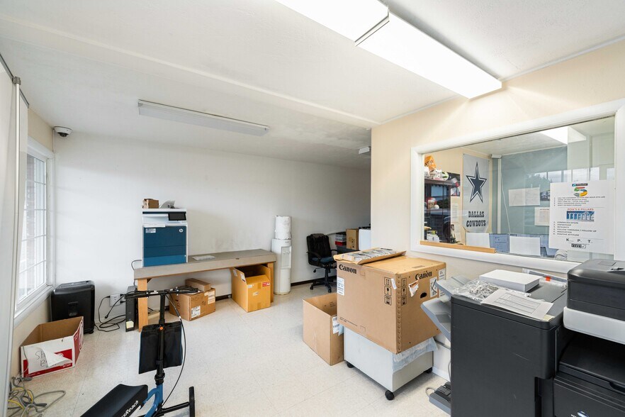 More Photos Of 2184 Broadway Ave, North Bend Office For Sale