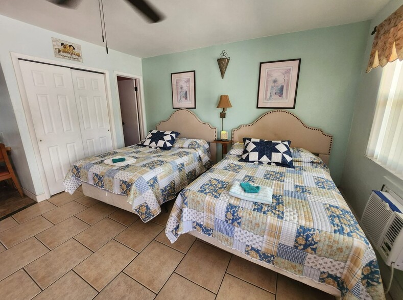 More Photos Of 415 Hamden Dr, Clearwater Beach Hotel For Sale