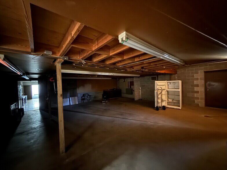 More Photos Of 416-418 NW 8th St, Oklahoma City Office For Sale