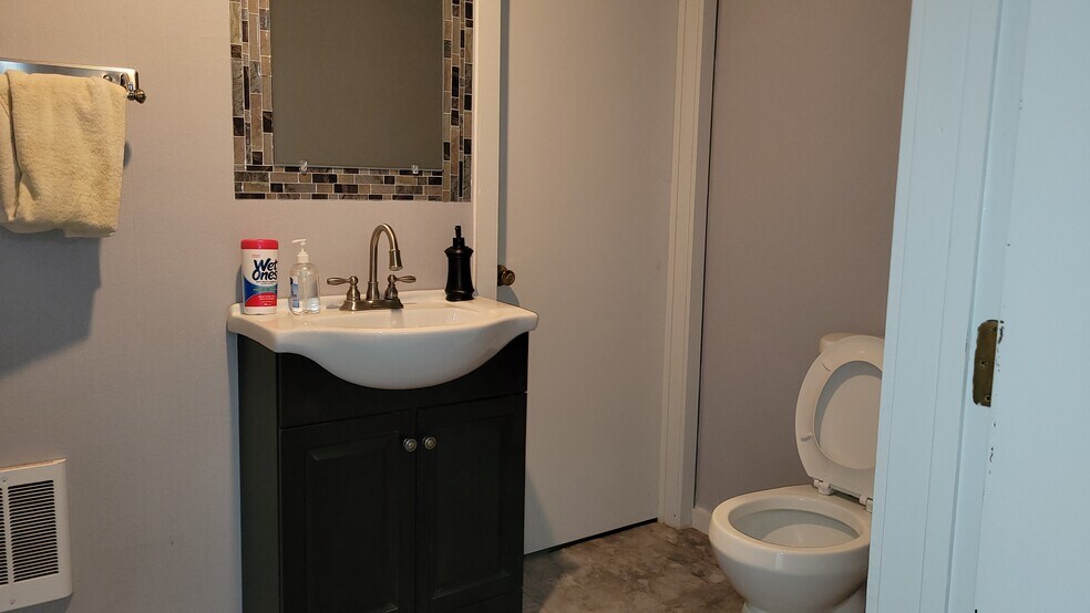 More Photos Of 365 Storrs Rd, Mansfield Center Healthcare For Sale