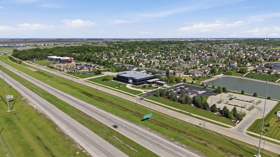 More Photos Of 644 E Beaton Dr, West Fargo Office For Lease