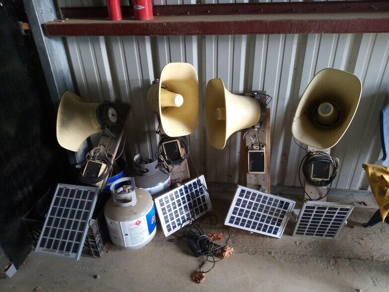 More Photos Of 224 Michael Ln, New Berlin Racetrack For Sale