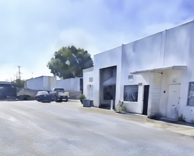 More Photos Of 18918-18936 S Broadway, Carson Warehouse For Lease