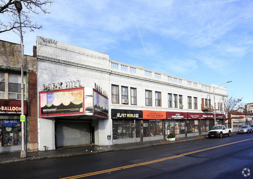 Primary Photo Of 423-433 S Broadway, Yonkers Storefront For Lease