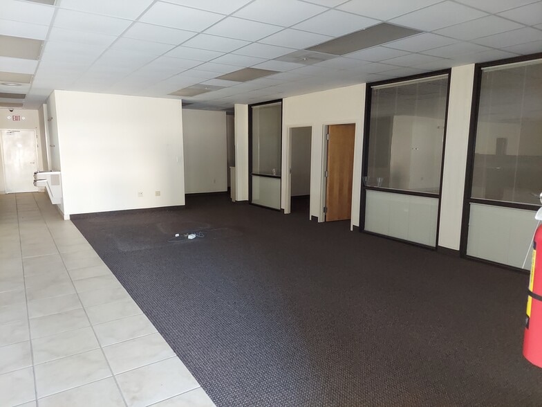 More Photos Of 416 S Main St, Shelby General Retail For Sale