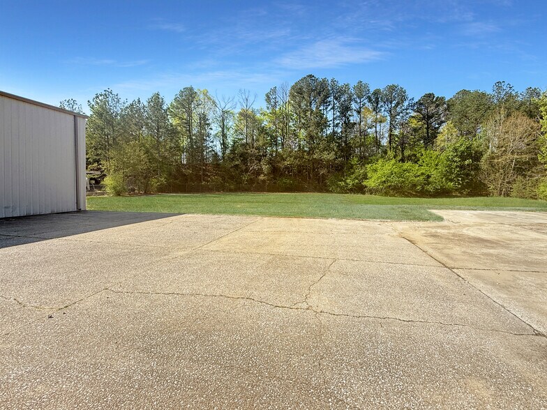 More Photos Of 1305 Whigham Pl, Tuscaloosa Warehouse For Lease