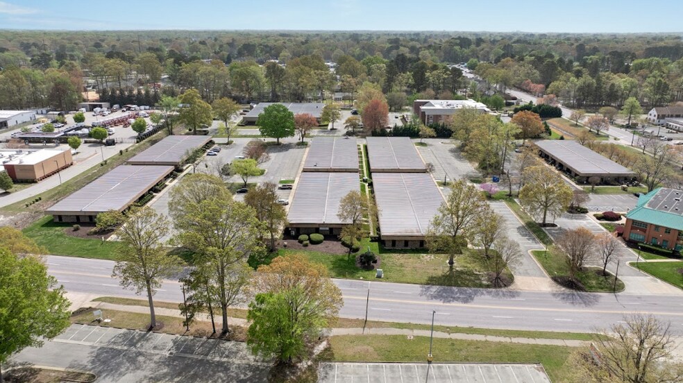 More Photos Of 739 Thimble Shoals Blvd, Newport News Office For Lease