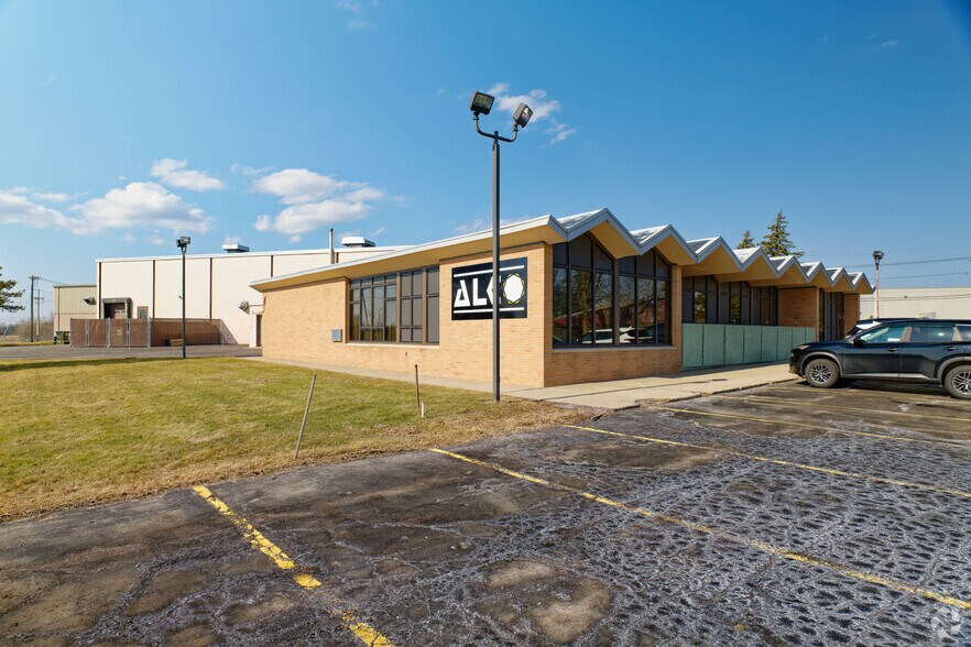 More Photos Of 293 Patriot Way, Rochester Industrial For Sale
