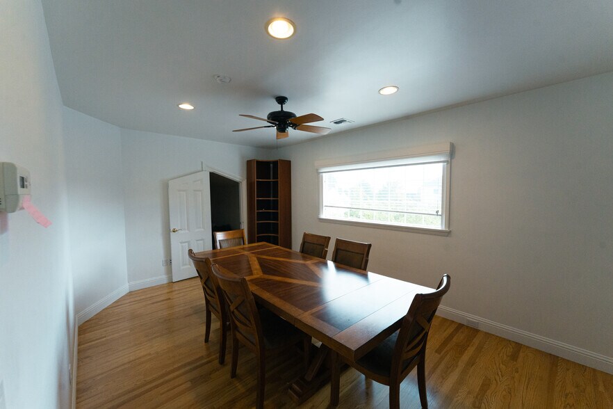 More Photos Of 5371 Kietzke Ln, Reno Office For Sale