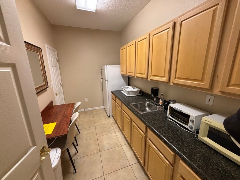 More Photos Of 27552 Cashford Cir, Wesley Chapel Office For Lease