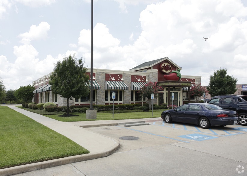 Primary Photo Of 2110 S 6 Hwy, Houston Restaurant For Lease