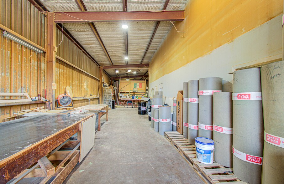 More Photos Of 7571 Morley St, Houston Warehouse For Sale