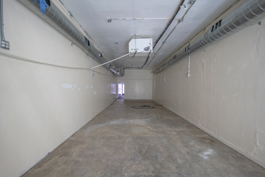 More Photos Of 14104-14108 Pioneer Blvd, Norwalk Storefront For Sale