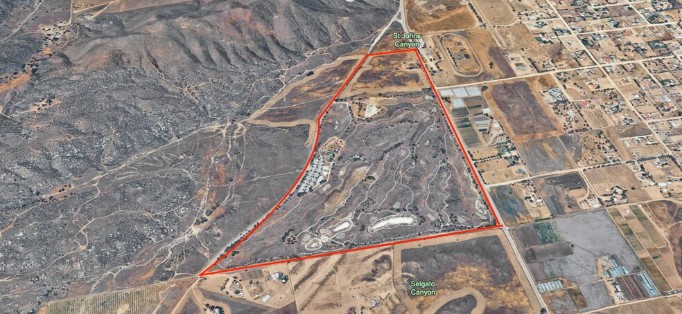 More Photos Of 31220 Sage Rd, Hemet Golf Course Driving Range For Sale