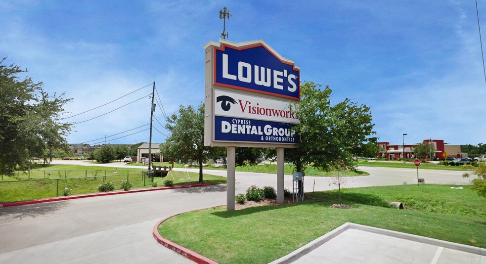 17814 Spring Cypress Rd, Cypress, TX 77429 Storefront For Sale