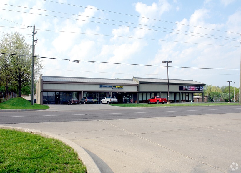 More Photos Of 7007 US 31 S, Indianapolis Storefront For Lease
