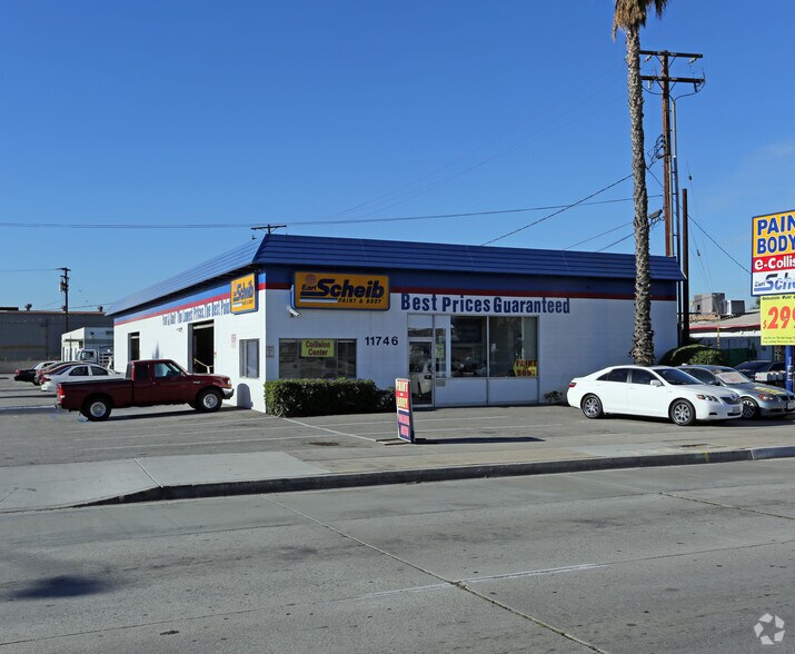 Primary Photo Of 11746 Washington Blvd, Whittier Auto Repair For Lease