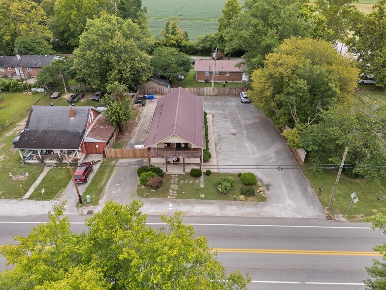 More Photos Of 4418 Main St, Clay City Flex For Sale