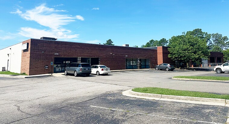 More Photos Of 6707 Warwick Rd, Richmond Warehouse For Sale