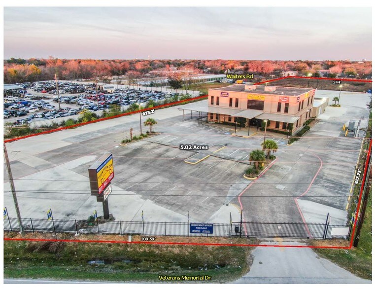 More Photos Of 11390 Veterans Memorial Dr, Houston Freestanding For Sale